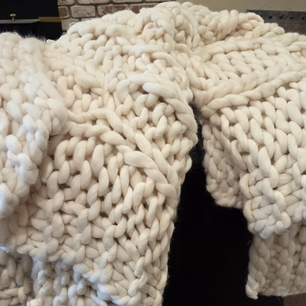 Ethan‎ Allen Chunky Cable Knit Throw 70X50 Wool Blend Cream Color